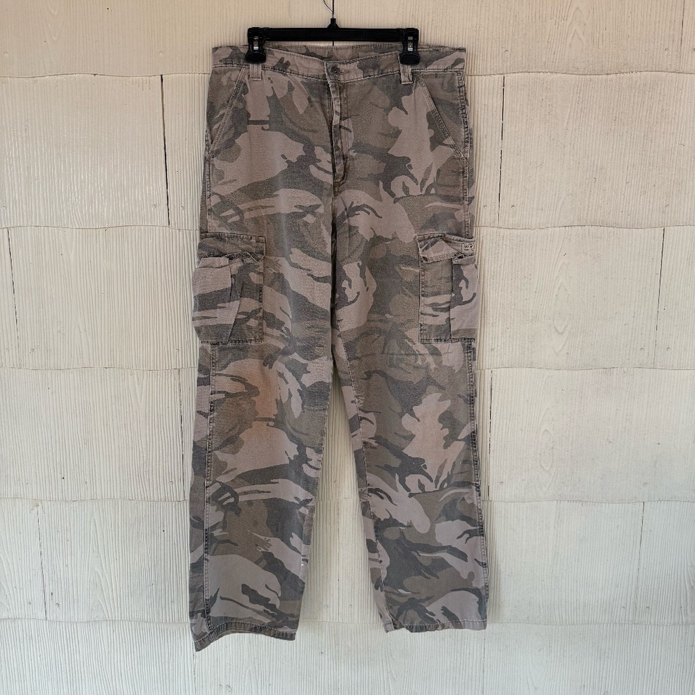 Vintage Wrangler Camo Cargo Pants